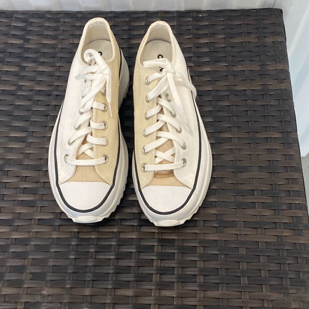 Converse platform women’s size 8 - Picture 6 of 7